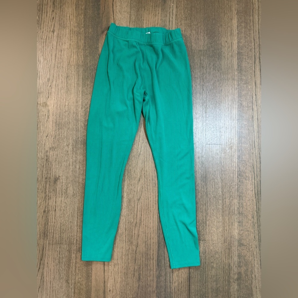 Alo Yoga Ribbed- High-Waist-7/8 Leggings-Green Emerald-Size Medium